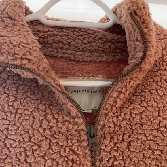 American Eagle 1/4 zip Sherpa pullover - Picture 2 of 5